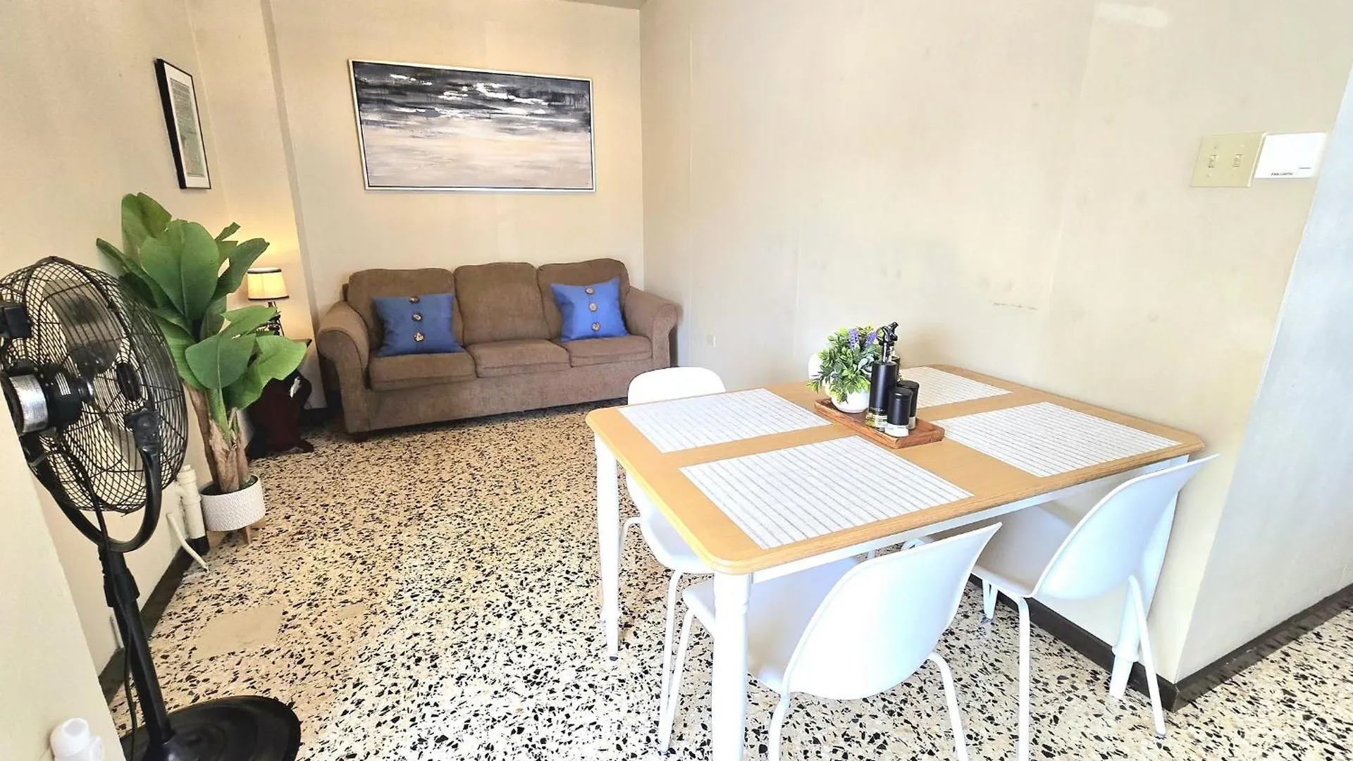 Jayuya Cozy Aparment With Wi-Fi, Free Parking And Ac Apartment