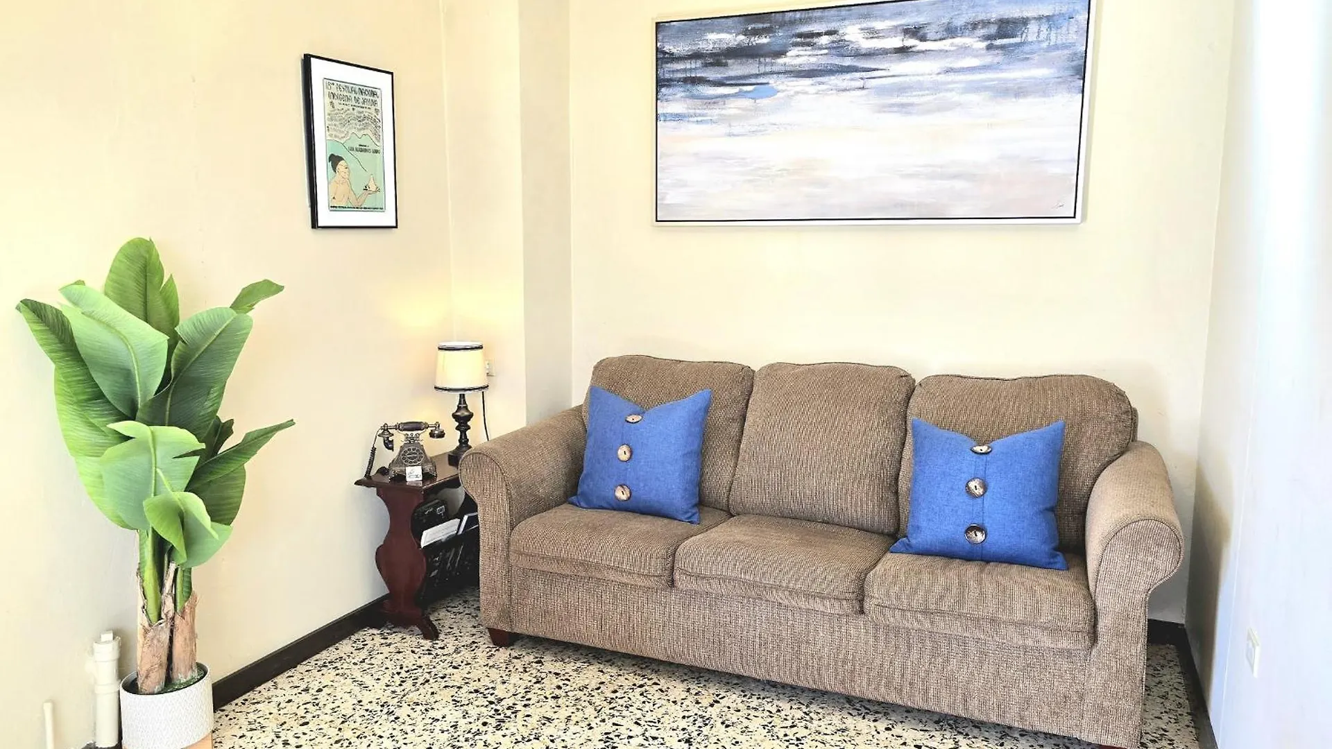 Jayuya Cozy Aparment With Wi-Fi, Free Parking And Ac Apartment